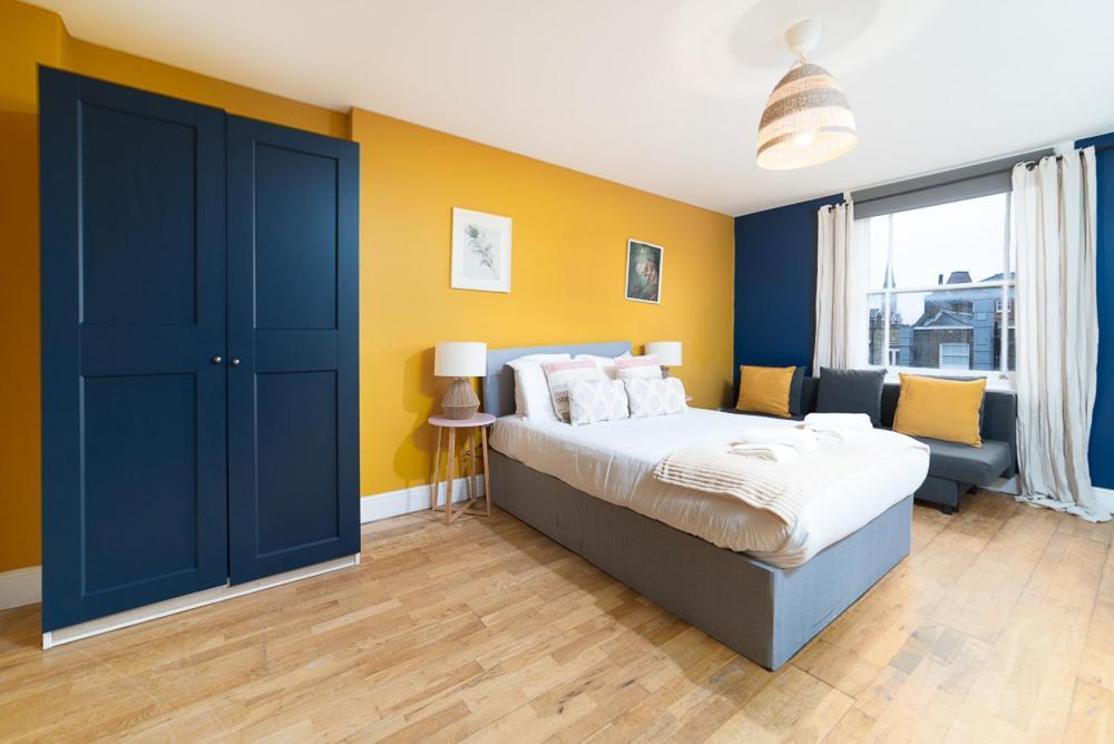 Bayswater Twelve Londra